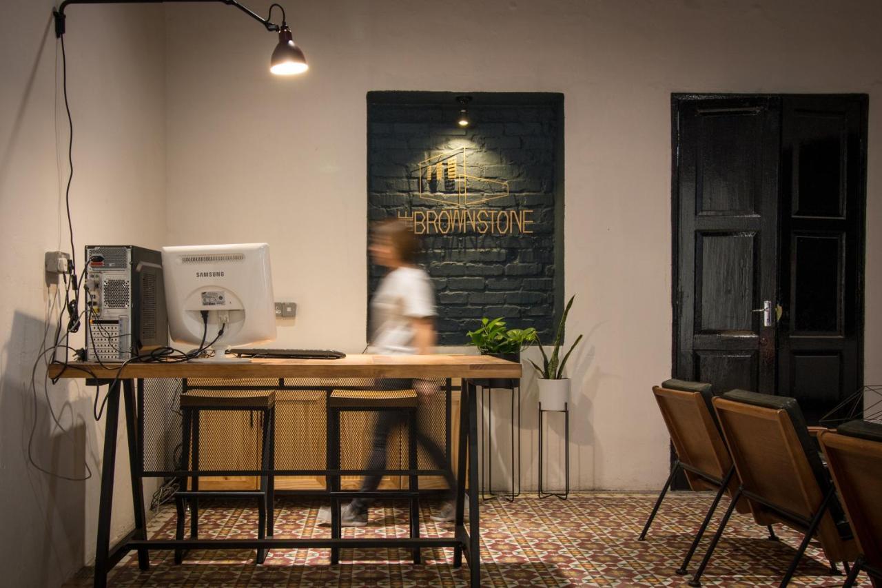 The Brownstone Hostel & Space Ipoh Extérieur photo