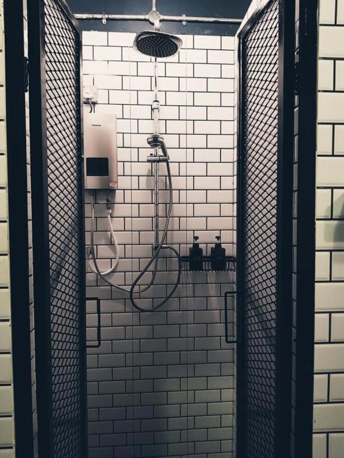 The Brownstone Hostel & Space Ipoh Extérieur photo